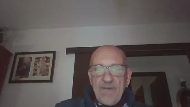 llopaco online show from December 1, 2025, 1:23 pm