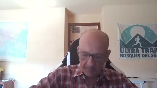 Snapshot of llopaco chatting on June 4, 2026, 9:25 am llopaco online show from June 4, 2026, 9:25 am