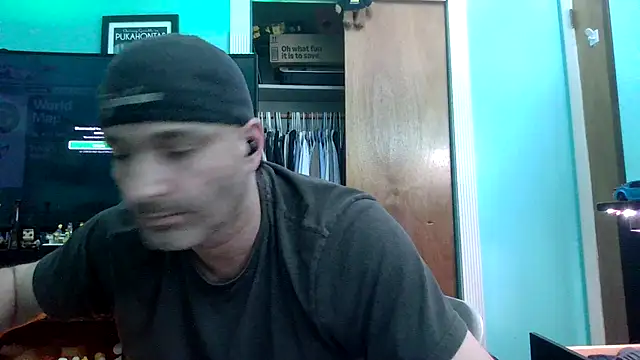 Snapshot of Novabear6996 chatting on June 27, 2026, 2:06 am Novabear6996 online show from June 27, 2026, 2:06 am