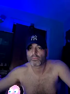 Novabear6996 online show from November 12, 2025, 9:24 am