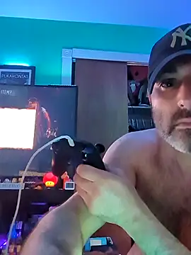 Novabear6996 online show from May 3, 2026, 9:47 am