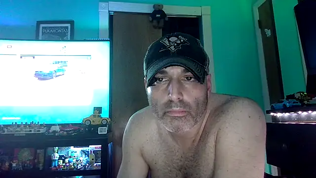 Snapshot of Novabear6996 chatting on July 7, 2026, 8:40 am Novabear6996 online show from July 7, 2026, 8:40 am
