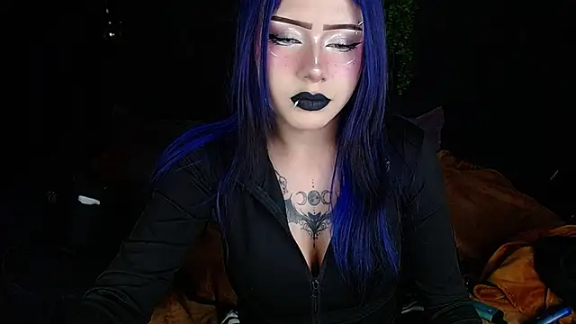 fyreandfox  online show from July 31, 2026, 5:32 pm