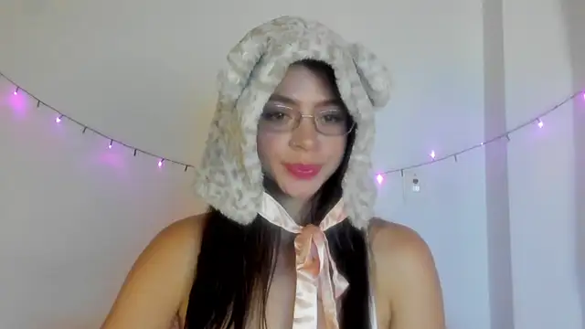 Danna Myst online show from October 4, 2025, 2:46 am