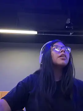 Karla Stein2025 online show from November 26, 2025, 2:28 pm