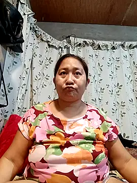 hotchubby88 online show from October 6, 2025, 11:55 am