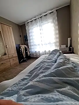 Snapshot of DerechteJunge chatting on February 22, 2025, 10:51 am DerechteJunge online show from February 22, 2025, 10:51 am