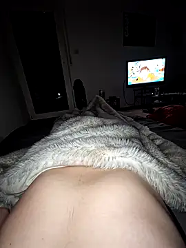 Snapshot of DerechteJunge chatting on October 13, 2025, 1:51 am DerechteJunge online show from October 13, 2025, 1:51 am