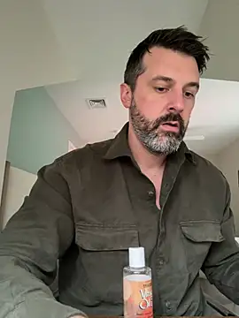 plaintreebull online show from March 16, 2026, 5:05 pm