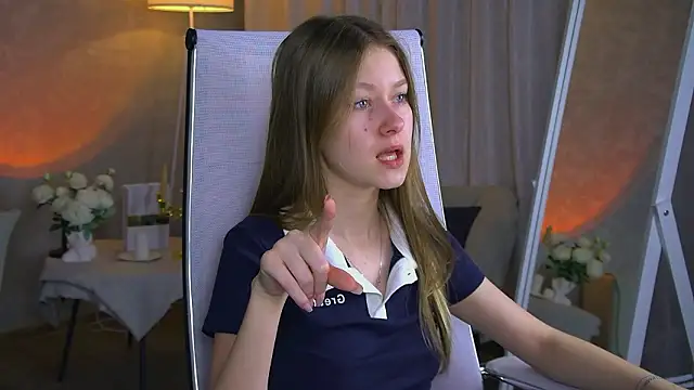 EveMundie online show from February 25, 2026, 6:24 am