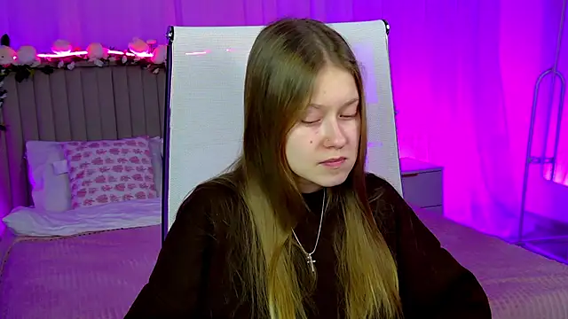 EveMundie online show from February 5, 2026, 6:31 am