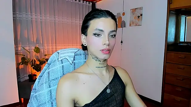 Snapshot of nilam_valker chatting on June 3, 2026, 11:20 pm nilam valker online show from June 3, 2026, 11:20 pm