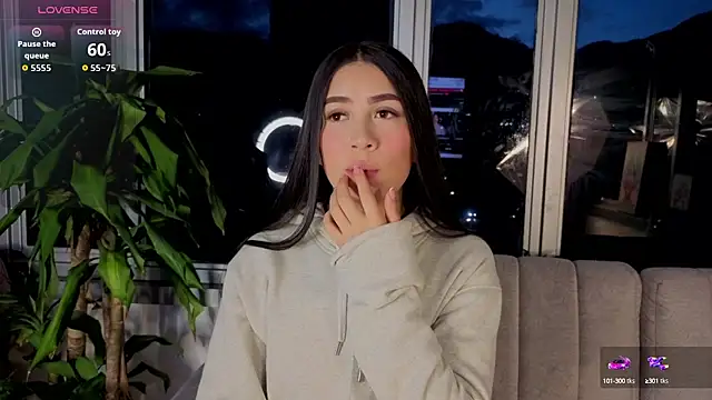 Ivanna West online show from October 2, 2025, 10:29 am