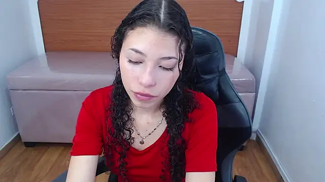 danatella a online show from January 7, 2026, 1:05 pm