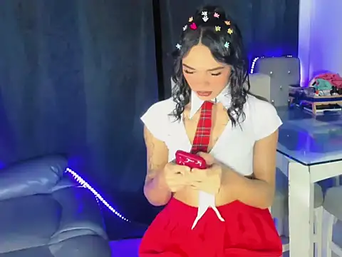 Snapshot of cherry_crushx chatting on March 6, 2026, 2:17 am cherry crushx online show from March 6, 2026, 2:17 am