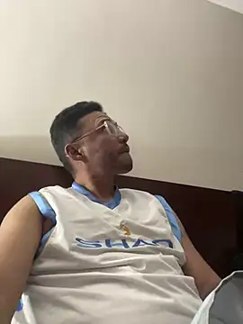 locoxTi45 online show from March 14, 2025, 3:48 am