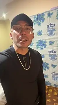 locoxTi45 online show from February 16, 2025, 1:25 am