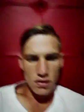 Ruanie online show from April 12, 2026, 4:10 pm