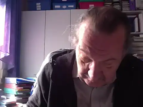 HMStraps01 online show from December 12, 2024, 9:30 am