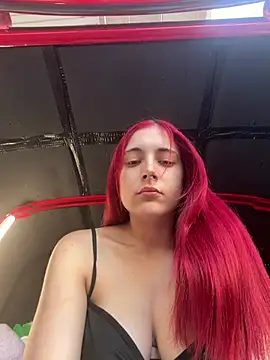 Snapshot of sexymelli18 chatting on July 10, 2026, 11:21 am sexymelli18 online show from July 10, 2026, 11:21 am