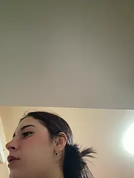 Snapshot of sexymelli18 chatting on March 9, 2026, 5:27 pm sexymelli18 online show from March 9, 2026, 5:27 pm