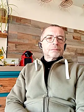 Xavspank2 online show from March 31, 2026, 9:22 am