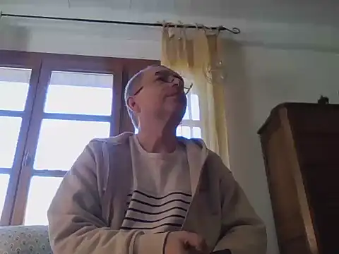 Xavspank2 online show from April 5, 2026, 7:48 am