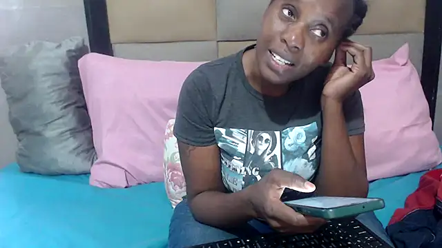 DIVAASS1 online show from February 24, 2026, 7:53 am