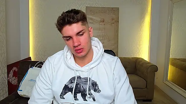 MaxKaiden online show from October 4, 2025, 4:25 am