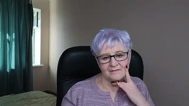 Sandra Snowflake online show from March 20, 2025, 7:03 am