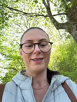 AvaFlowers6 online show from April 30, 2026, 1:40 pm