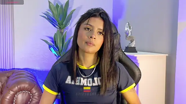 katia foxxx  online show from July 7, 2026, 5:38 pm