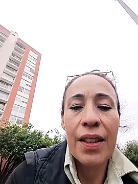 Coeur de luxure online show from January 14, 2026, 1:59 pm