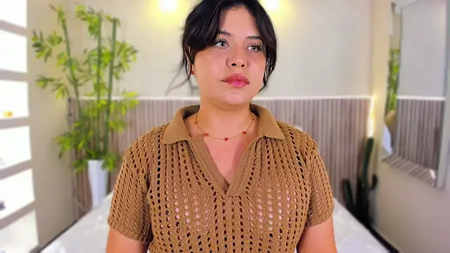 GeorginaReyes online show from July 9, 2026, 10:42 pm