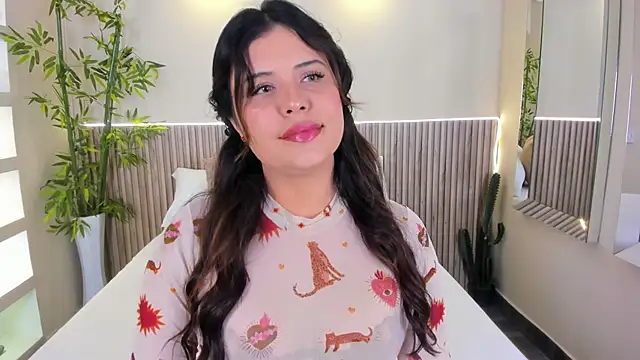 GeorginaReyes online show from June 4, 2026, 10:36 pm