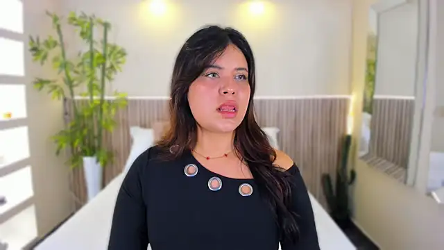 GeorginaReyes online show from July 6, 2026, 10:34 pm