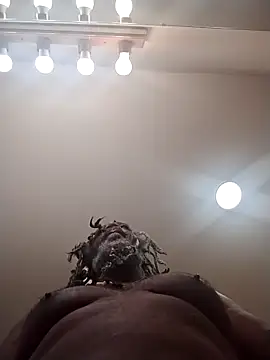 KingSlim56 online show from September 25, 2025, 4:18 am