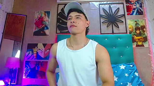 LiamAndrewzz online show from October 15, 2025, 6:27 pm