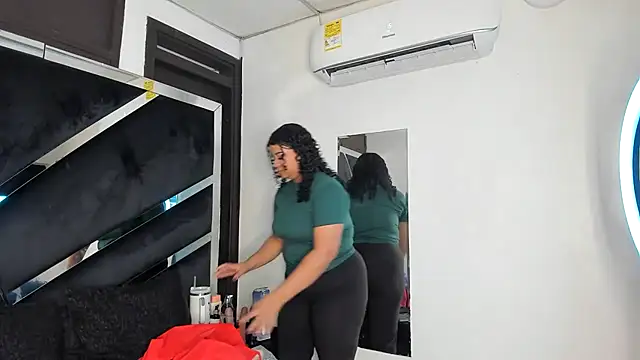 Rubyxht online show from February 12, 2026, 12:49 pm