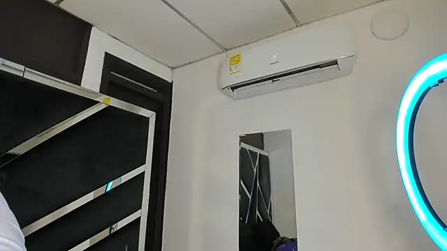 Rubyxht online show from January 15, 2026, 12:41 pm