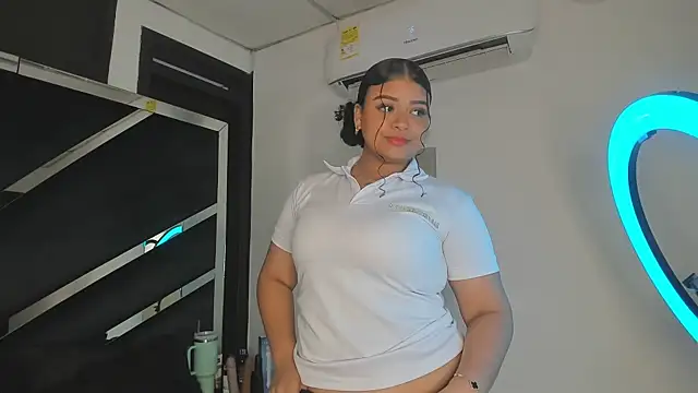 Rubyxht online show from September 26, 2025, 12:45 pm