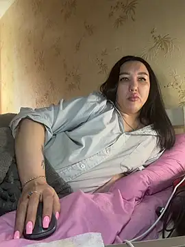 Naughtbaby 2025 online show from May 5, 2026, 12:41 pm