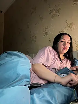 Naughtbaby 2025 online show from December 21, 2025, 12:46 am