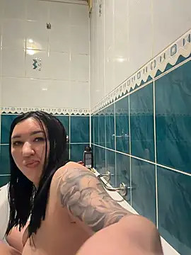 Naughtbaby 2025 online show from July 17, 2026, 1:30 pm