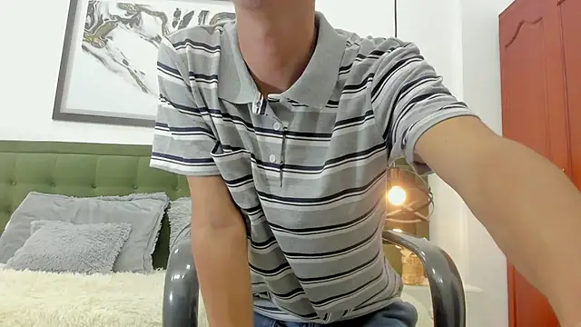 Johann sex online show from May 5, 2026, 5:16 pm
