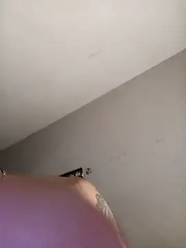 LeonRoots online show from October 17, 2025, 6:28 am