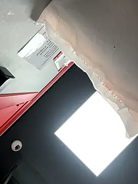 AlishaPrettyBlade online show from October 5, 2025, 12:29 pm