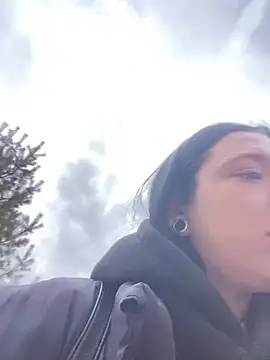 AlishaPrettyBlade online show from March 18, 2025, 3:34 am