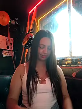 Snapshot of Nat_XxX chatting on October 30, 2025, 9:33 pm Nat XxX online show from October 30, 2025, 9:33 pm