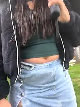 Snapshot of Nat_XxX chatting on December 18, 2025, 7:50 pm Nat XxX online show from December 18, 2025, 7:50 pm